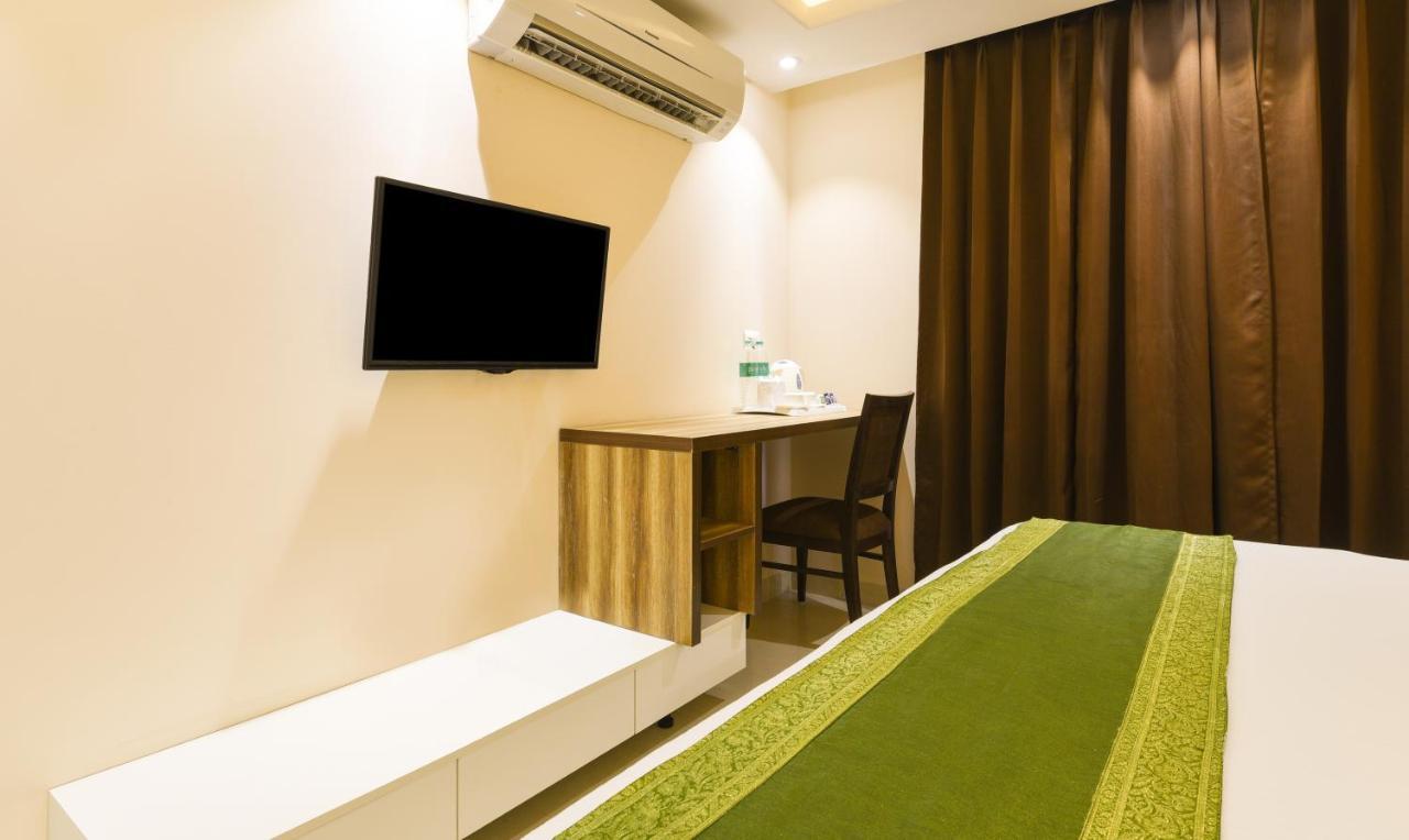 Treebo Iffco Chowk Gurgaon Dış mekan fotoğraf